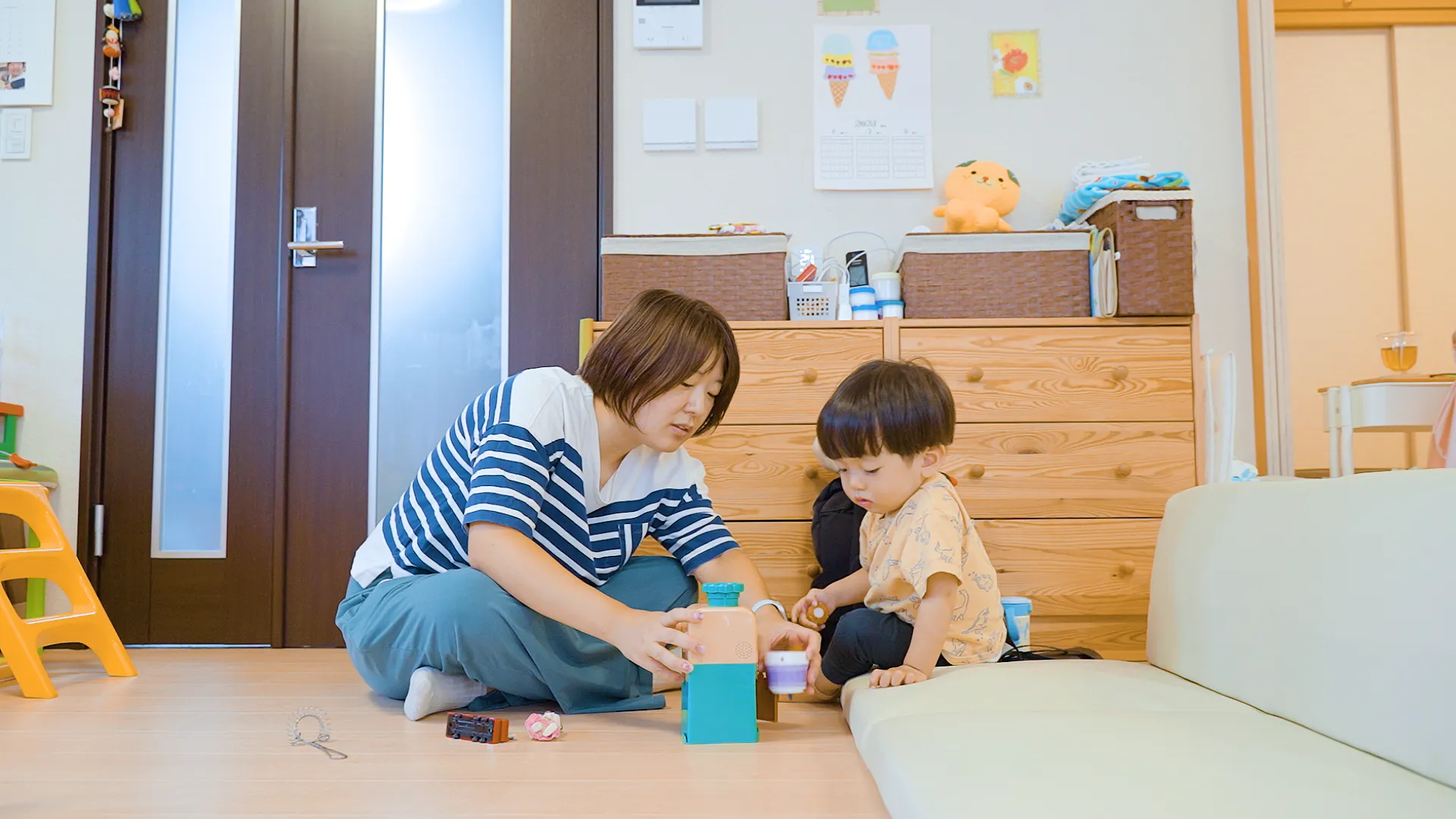お子様の保育 (お着替え~よもぎ蒸し~お着替えまで)